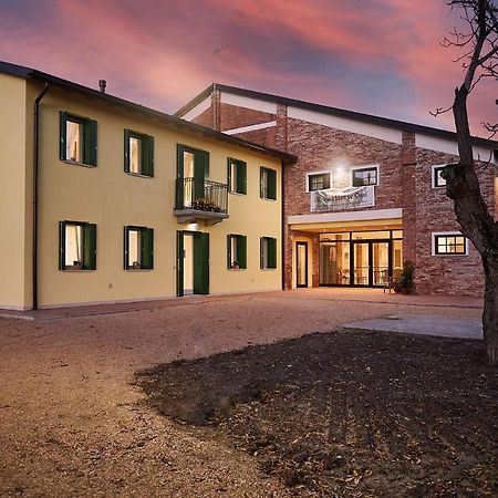 Вилла Brussa Horse Oasi Каорле Экстерьер фото